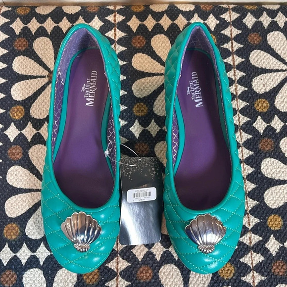 THE LITTLE MERMAID DISNEY PRINCESS ARIEL SEASHELL QUILTED FLATS size 5/6 - Picture 2 of 9